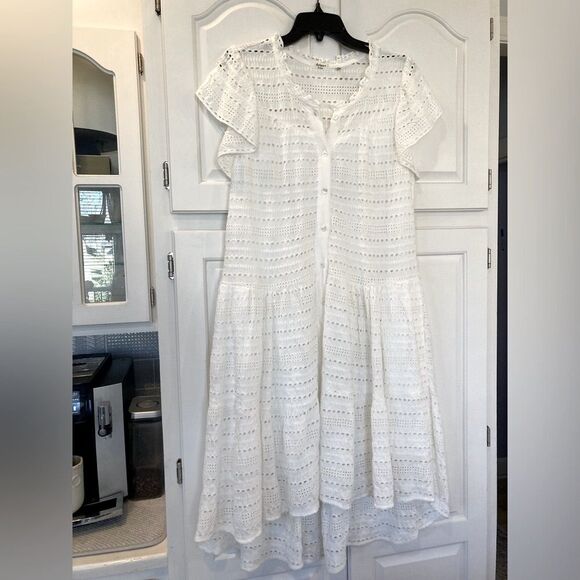 Dylan White Eyelet Cottage Core Flutter Sleeve Dress with Pockets Size Medium - Picture 3 of 12